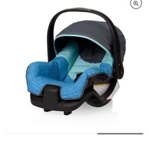 EvenFlo nurture infant carrier car seat